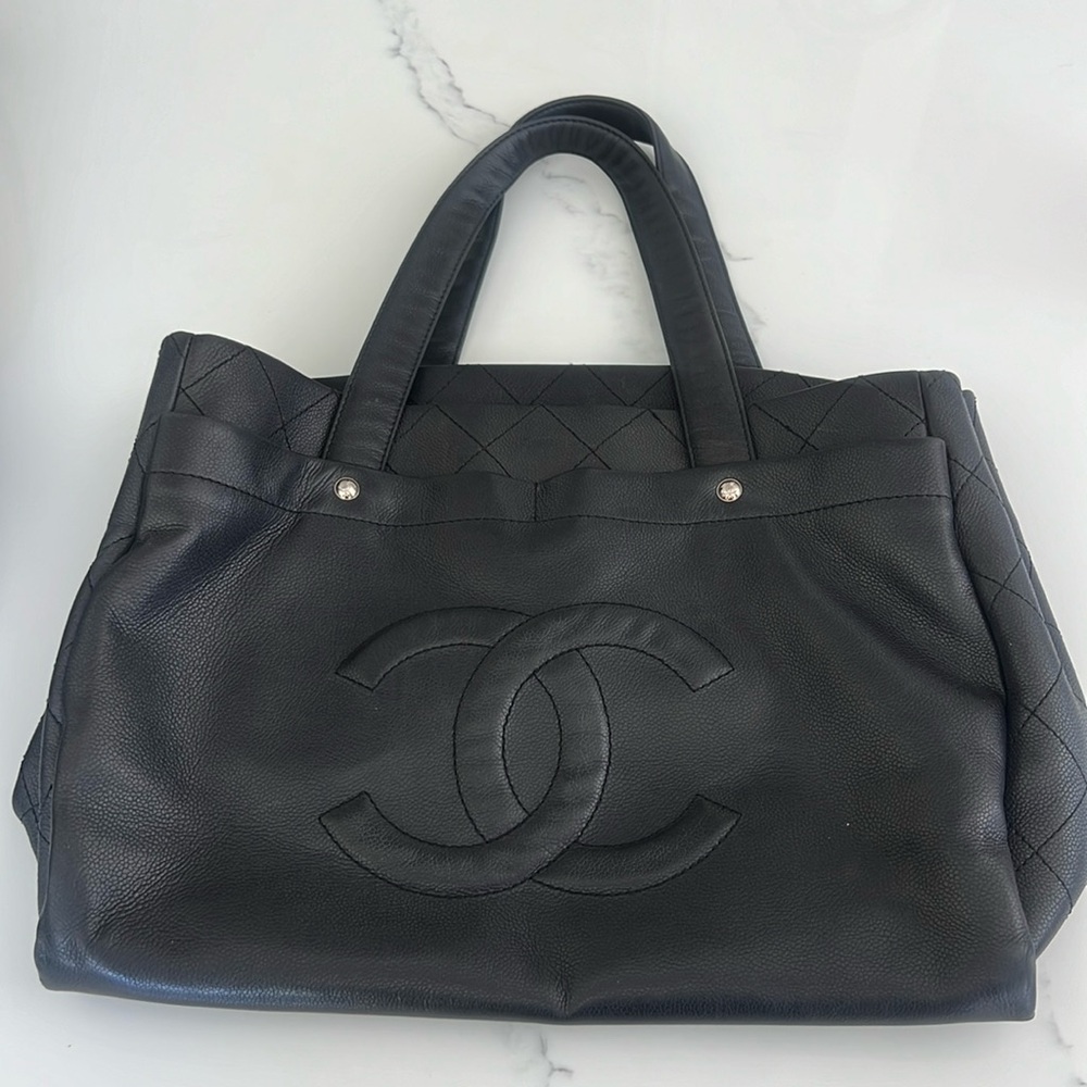 Chanel Executive Leather Caviar Tote Black